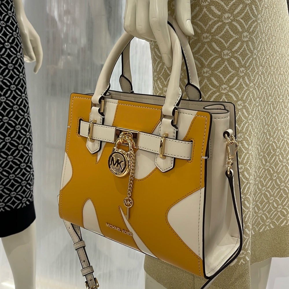 MICHAEL KORS Hamilton Small Two-Tone Satchel
COLOR GOLDEN ROD MULTI
NWT - Picture 12 of 16